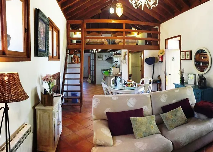 芬卡圣巴勃罗伊科德洛比诺斯度假屋 * 伊科德·德·洛斯·维诺斯